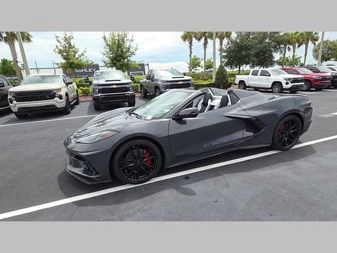 New 2027 Chevrolet Corvette Stingray Convertible w/ 3LT RWD image 22