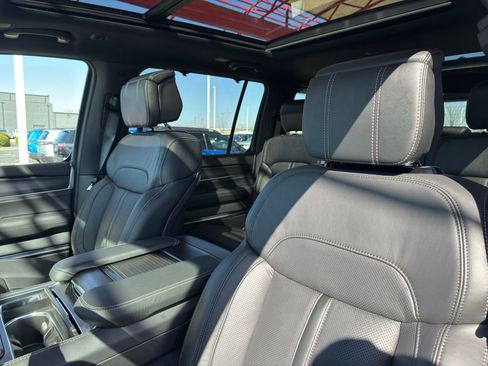 New 2026 Jeep Grand Wagoneer Summit w/ Premium Group III AWD/4WD image 17