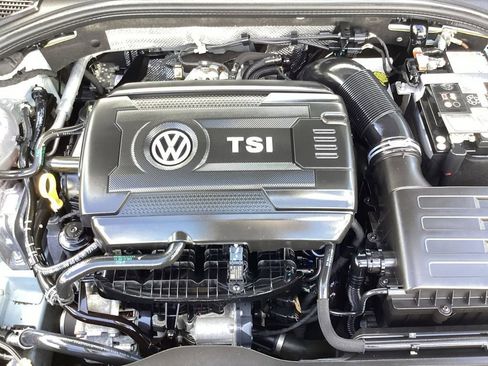 Used 2025 Volkswagen Jetta GLI Autobahn FWD image 32