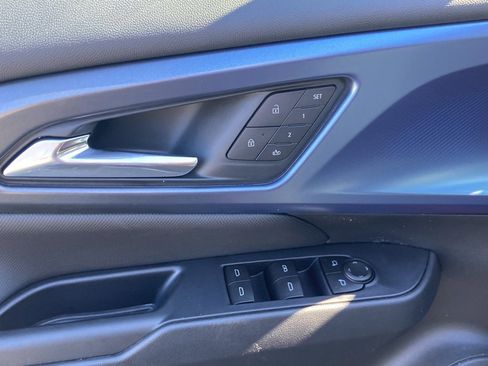 New 2026 Chevrolet Equinox EV LT w/ Convenience Package II image 21