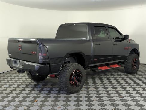 Used 2017 RAM 1500 Express w/ Express Value Package image 5