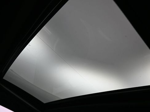 Used 2025 Toyota Camry SE w/ Multimedia Upgrade Package image 25