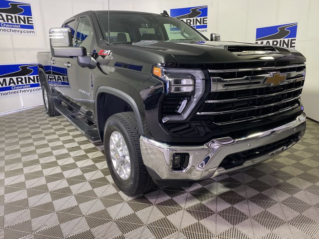 Used 2024 Chevrolet Silverado 2500 LTZ w/ LTZ Convenience Package AWD/4WD image 1
