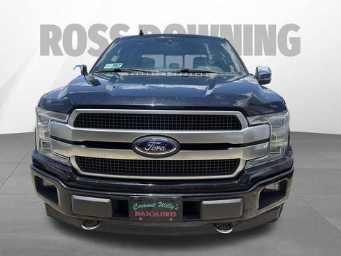 Used 2018 Ford F150 Platinum w/ Equipment Group 701A Luxury AWD/4WD image 2