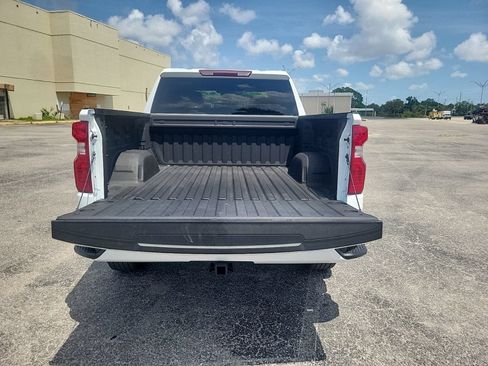 Used 2025 Chevrolet Silverado 1500 Custom AWD/4WD image 8