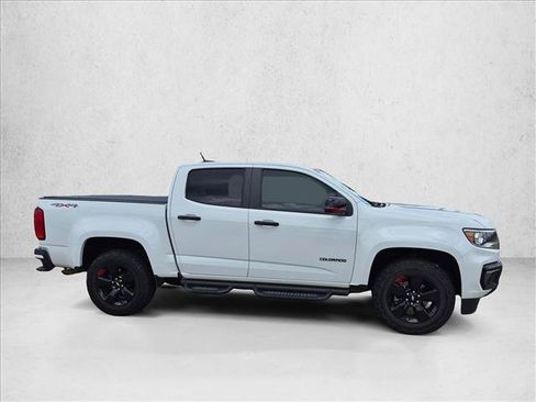Used 2021 Chevrolet Colorado LT w/ Redline Special Edition AWD/4WD image 3