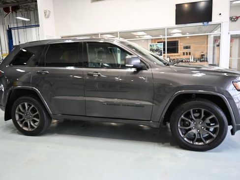 Used 2021 Jeep Grand Cherokee Limited w/ Quick Order Package 28K 80th AWD/4WD image 4