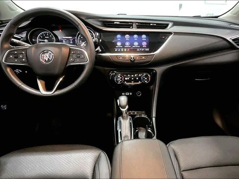 Used 2022 Buick Encore GX Essence w/ Experience Buick Package image 9