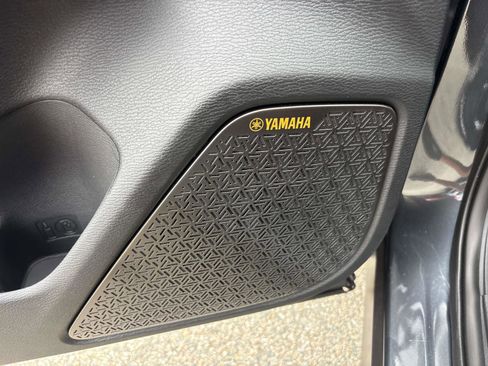 New 2025 Mitsubishi Outlander SEL image 12