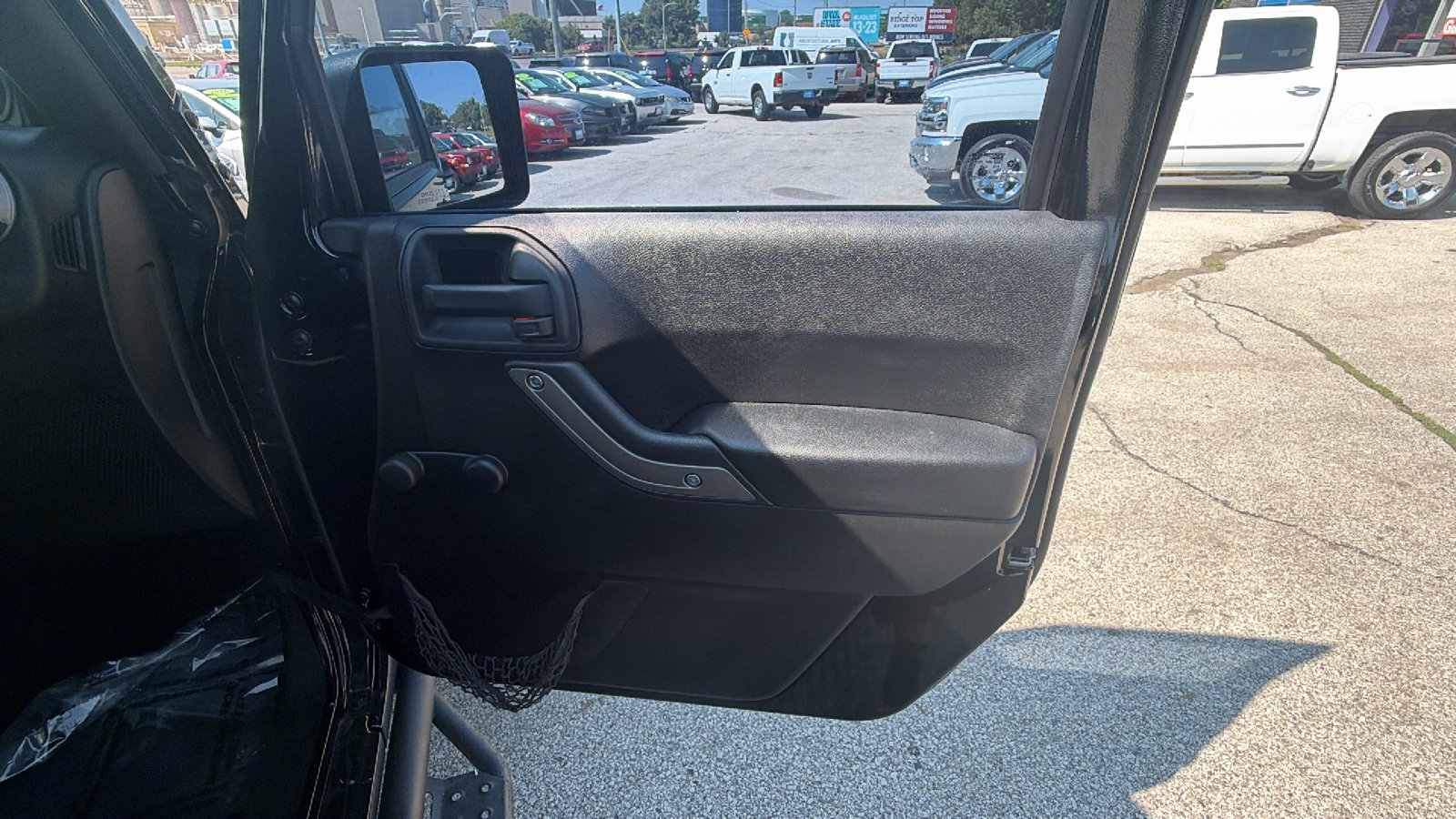 Used 2013 Jeep Wrangler Unlimited Sport w/ Connectivity Group AWD/4WD image 19