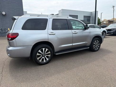 Used 2018 Toyota Sequoia Limited AWD/4WD image 14