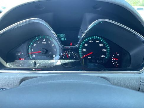 Used 2017 Chevrolet Traverse LT FWD image 12