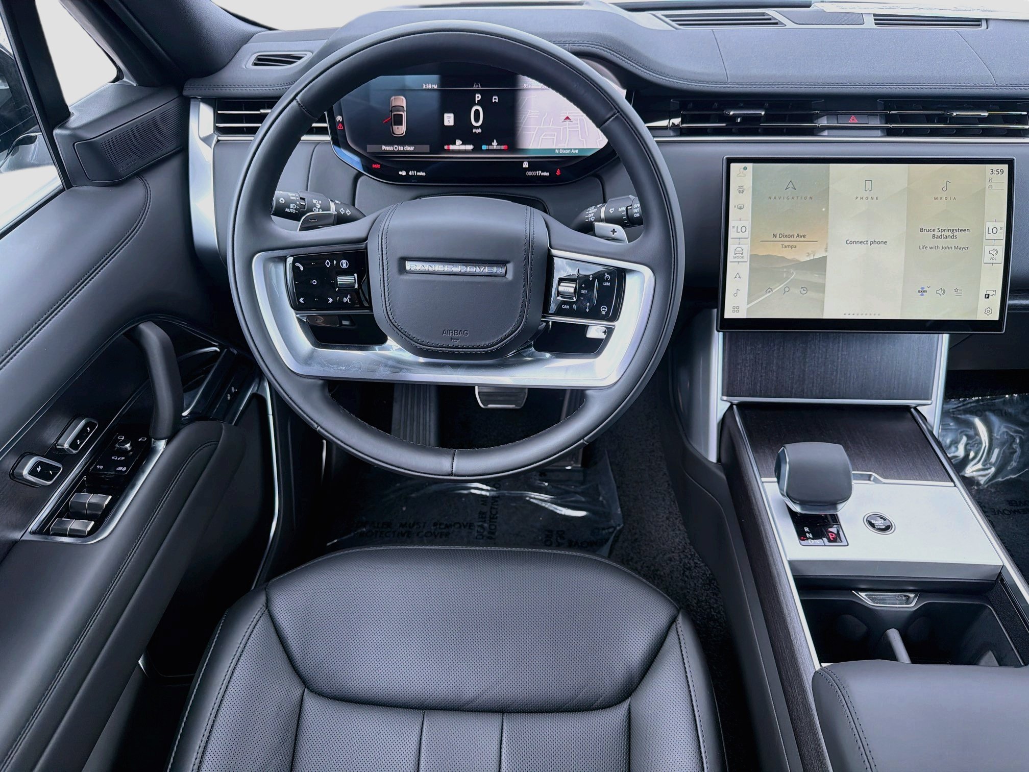 New 2026 Land Rover Range Rover Long Wheelbase SE AWD/4WD image 18