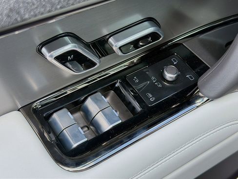 New 2026 Land Rover Range Rover Sport SE AWD/4WD image 24