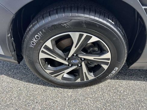 Certified 2025 Subaru Crosstrek 2.5i Premium AWD/4WD image 6