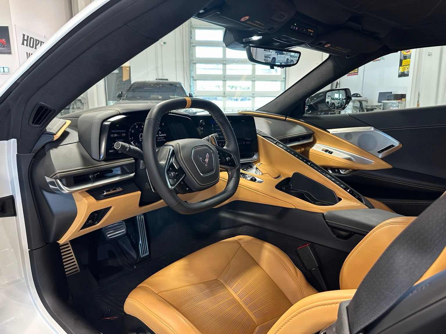 Used 2023 Chevrolet Corvette Stingray Premium Cpe w/ Z51 Performance Package RWD image 16