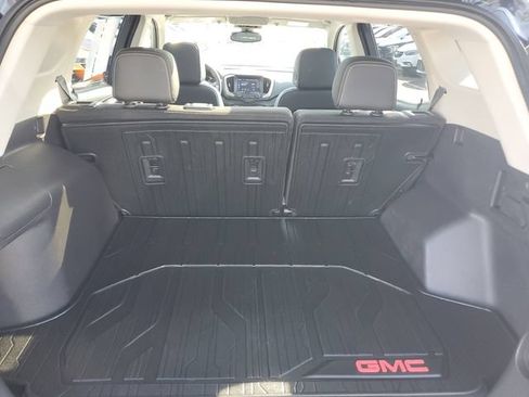 Certified 2024 GMC Terrain Denali w/ Denali Premium Package AWD/4WD image 8