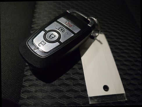 Used 2022 Ford Explorer XLT AWD/4WD image 19