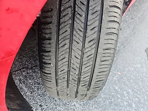 Used 2024 Kia Forte LXS image 7