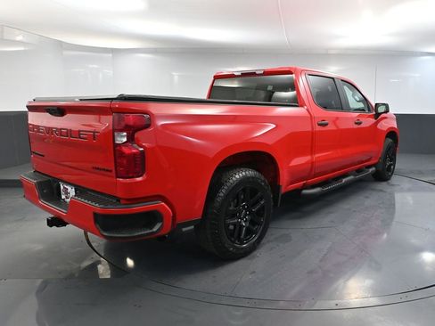Used 2023 Chevrolet Silverado 1500 Custom w/ LPO, Dark Essentials Package image 6