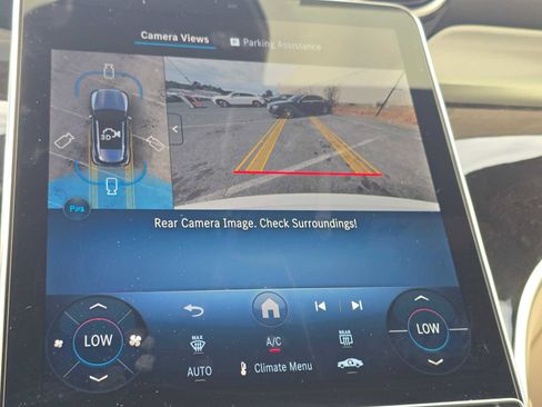 New 2026 Mercedes-Benz GLC 300 4MATIC image 32