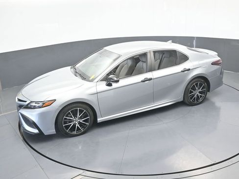 Used 2022 Toyota Camry SE image 46