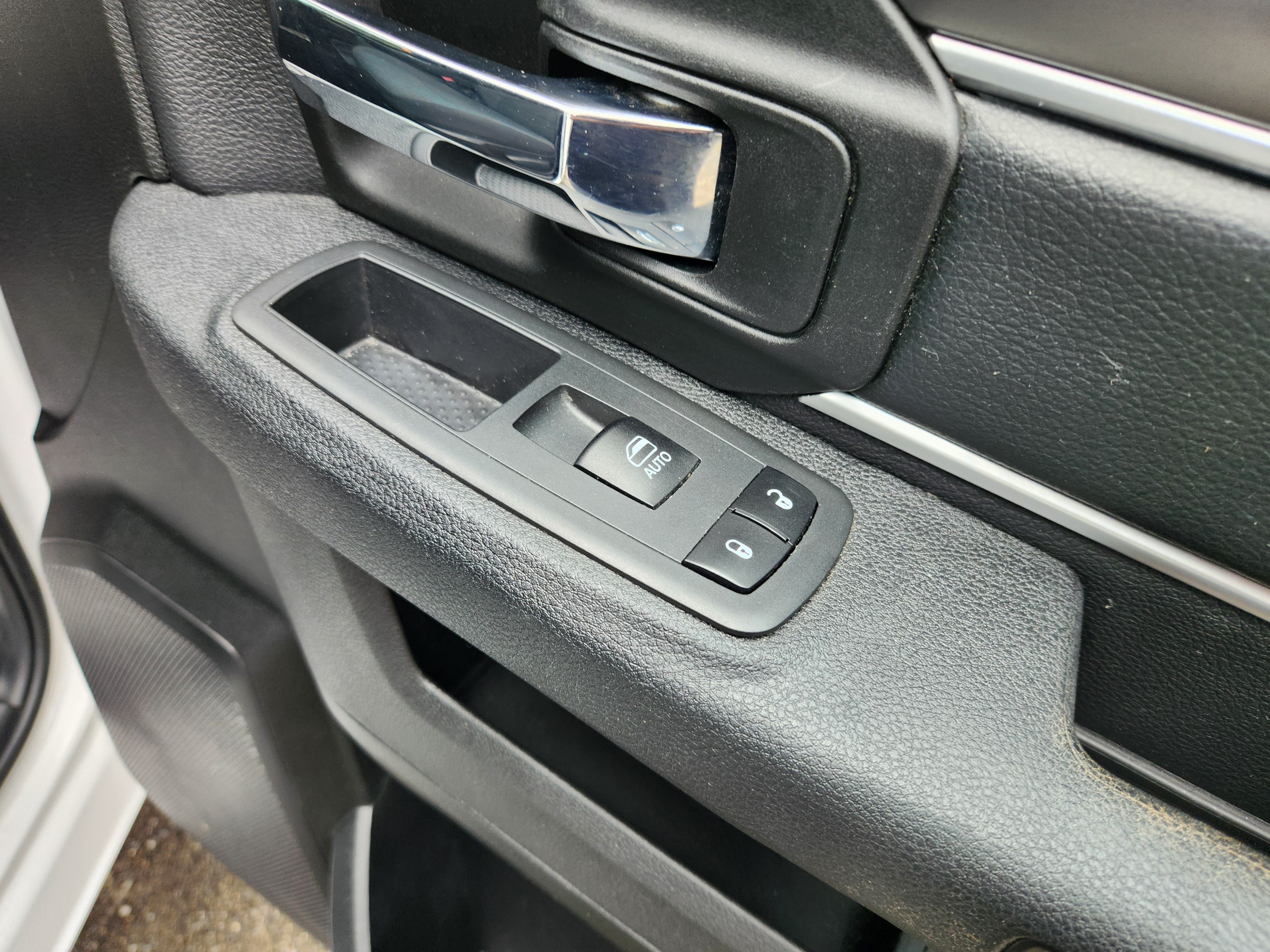 Used 2021 RAM 1500 Warlock w/ Electronics Group AWD/4WD image 37