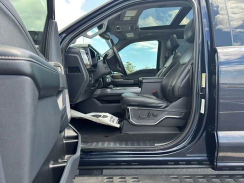 Used 2023 Ford F350 Lariat w/ Lariat Ultimate Package AWD/4WD image 9