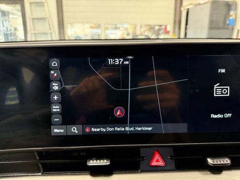 Used 2025 Kia Sportage X-Line image 17