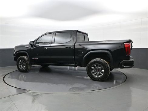 Used 2025 GMC Sierra 1500 AT4X image 7