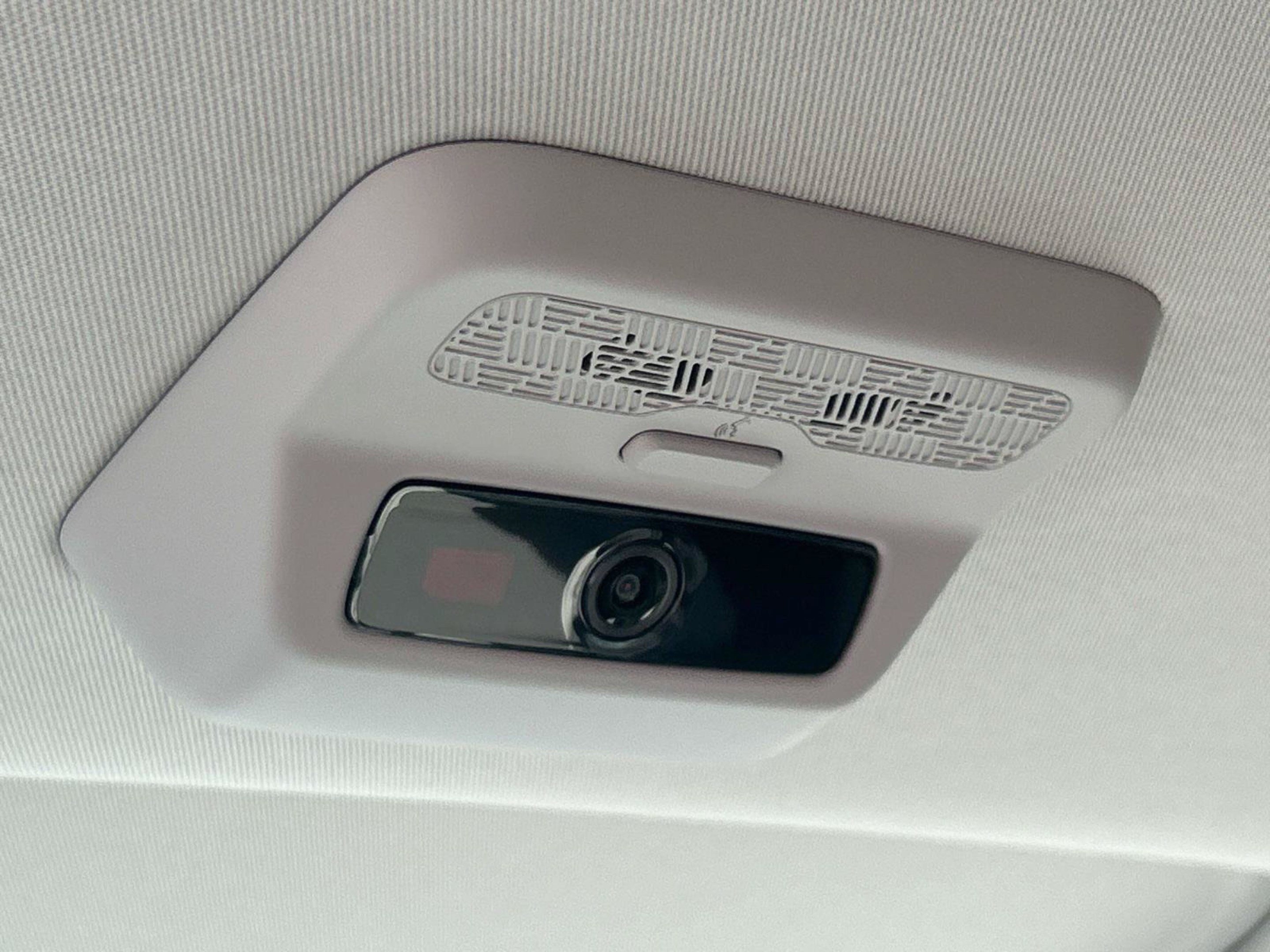 New 2027 Kia Carnival SX FWD image 17