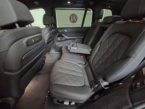 Used 2025 BMW X7 xDrive40i w/ Executive Package AWD/4WD image 25