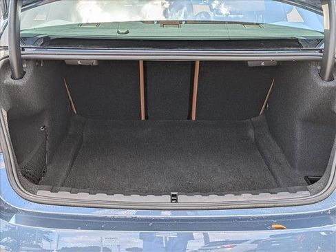 Used 2025 BMW 330i Sedan RWD image 6