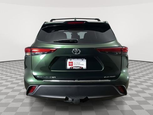 Used 2023 Toyota Highlander XLE image 10