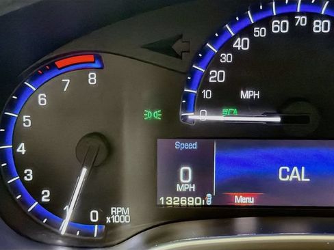 Used 2014 Cadillac SRX Luxury w/ Driver Awareness Package AWD/4WD image 13