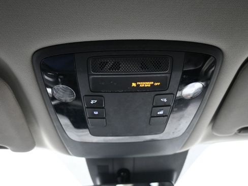 Certified 2023 Kia Carnival LX image 17