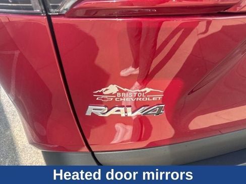 Used 2024 Toyota RAV4 XLE image 17