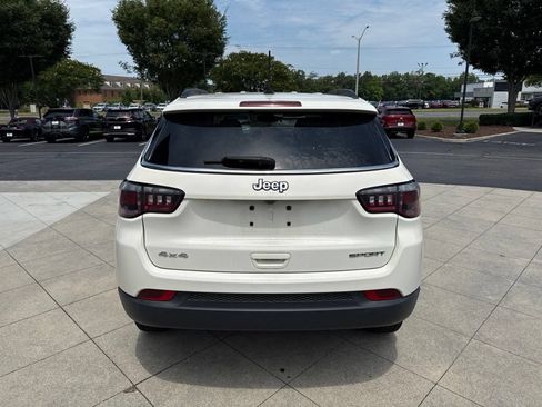 Used 2019 Jeep Compass Sport AWD/4WD image 8