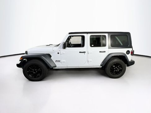 Used 2023 Jeep Wrangler Unlimited Sport AWD/4WD image 8