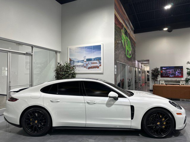 Used 2018 Porsche Panamera 4 AWD/4WD image 26