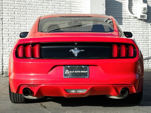 Used 2016 Ford Mustang V6 Coupe 2D image 8