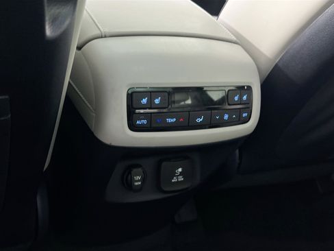 Used 2022 Hyundai Palisade Calligraphy image 27