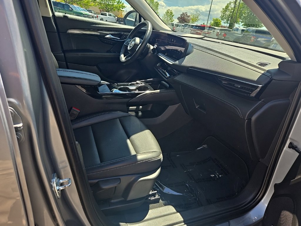 Used 2024 Buick Envision Preferred AWD/4WD image 27