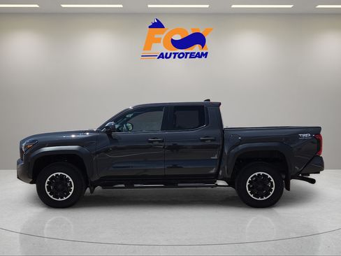 Used 2024 Toyota Tacoma TRD Off-Road AWD/4WD image 2