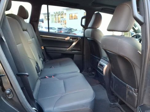 Certified 2023 Lexus GX 460 Premium image 9