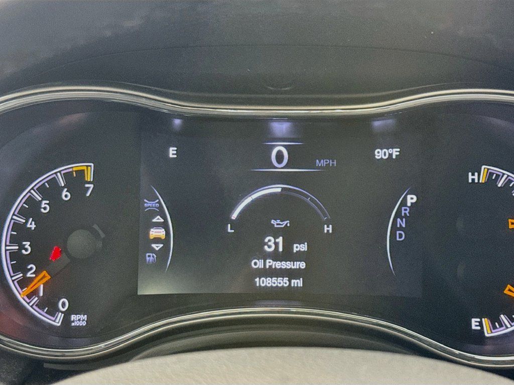 Used 2019 Jeep Grand Cherokee Limited AWD/4WD image 13