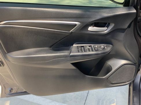 Used 2018 Honda Fit EX image 11