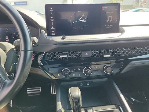 Used 2023 Honda Accord Sport image 12