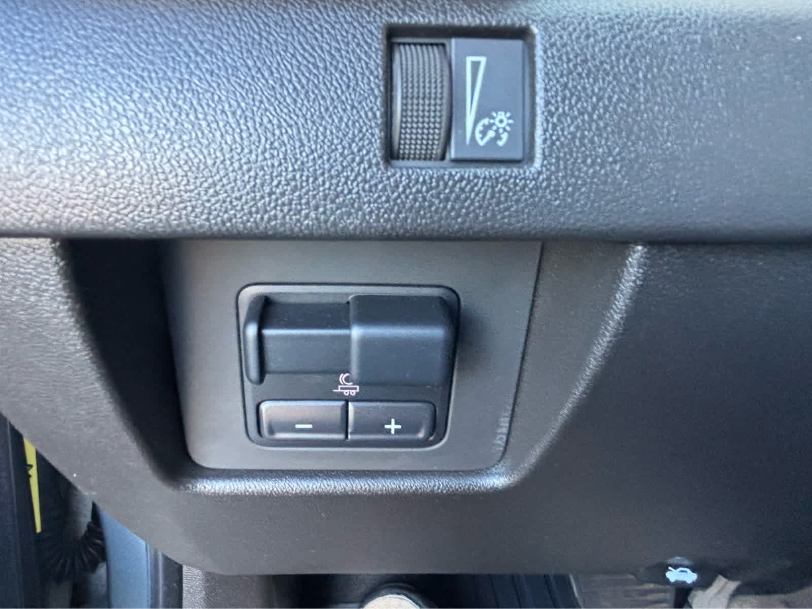 Used 2024 GMC Canyon AT4X AWD/4WD image 22