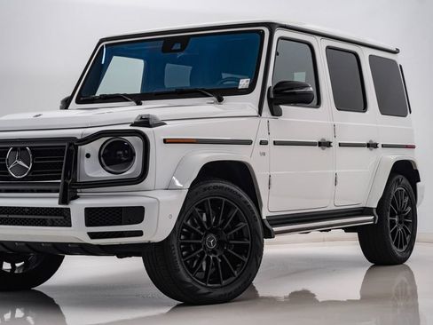 Used 2021 Mercedes-Benz G 550 image 2
